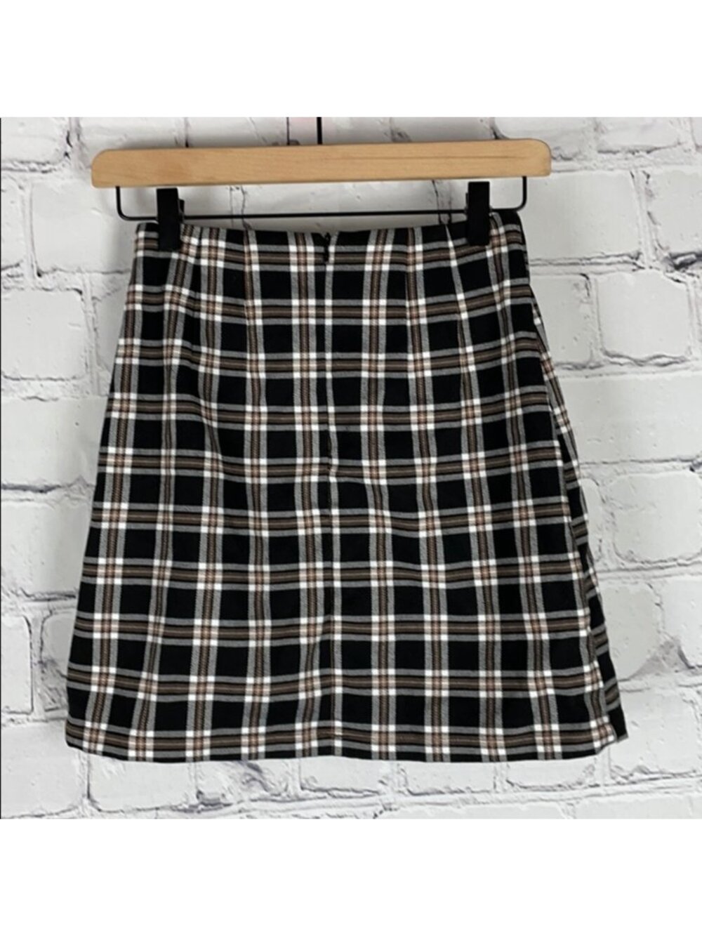 Skirt - Picture 2 of 3